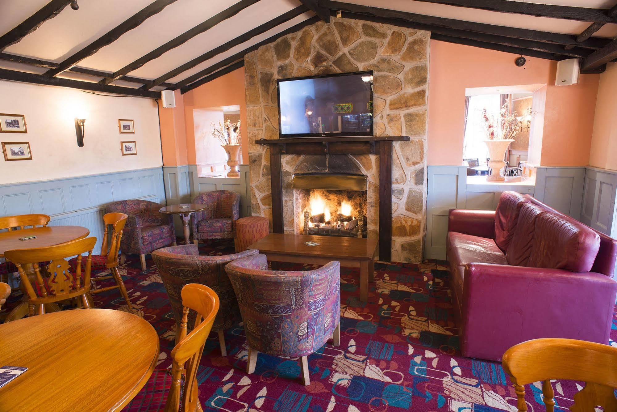 The Highwayman Inn Shepton Mallet Exterior photo